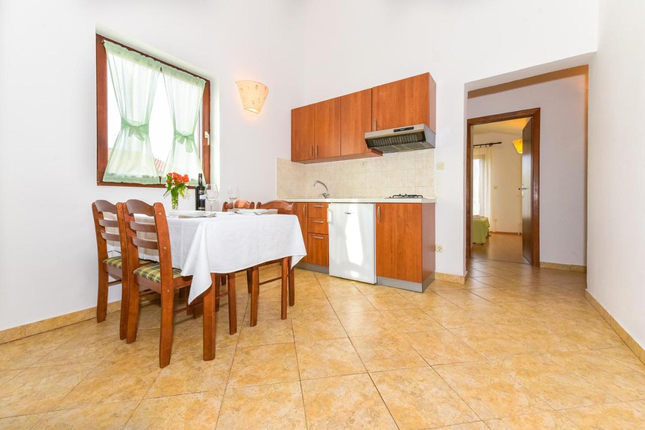 Apartments Adria بيوغْغاد نا موغو المظهر الخارجي الصورة